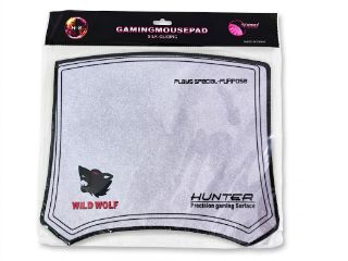 PAD MOUSE WOLF H-8 مطرزة كبيرة